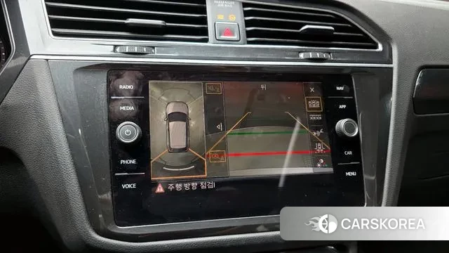 Volkswagen Tiguan second Generation 2018 Серебряный из Кореи, фото 5