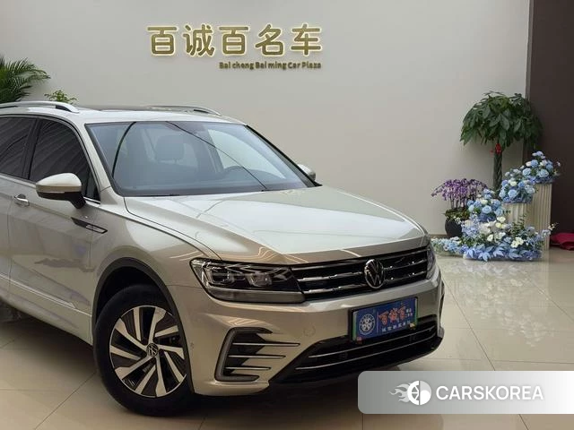 Volkswagen Tiguan L PHEV 2021 Шампань из Китая, фото 5