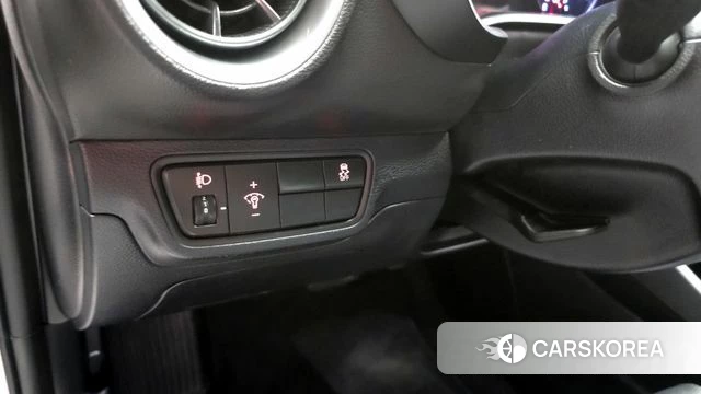 Kia The New K3 2nd generation 2021 Белый из Кореи, фото 5