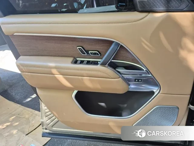 Land Rover Range Rover 5th Generation 2025 Золотой из Кореи, фото 5