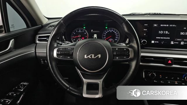 Kia K5 3rd generation 2022 Белый из Кореи, фото 5