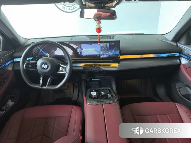BMW 5 series 2024 Синий из Китая, фото 5