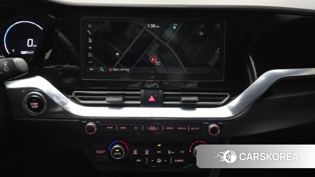 Kia Niro Plus 2022 Белый из Кореи, фото 5