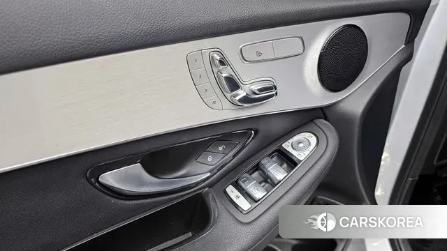 Mercedes-Benz GLC-Class X253 2018 Серебряный из Кореи, фото 5