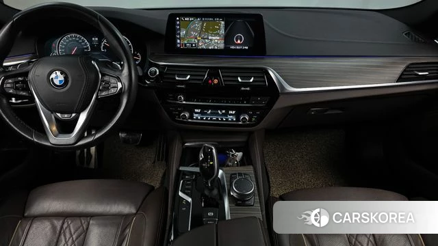 BMW 5 Series (G30) 2018 Серый из Кореи, фото 5
