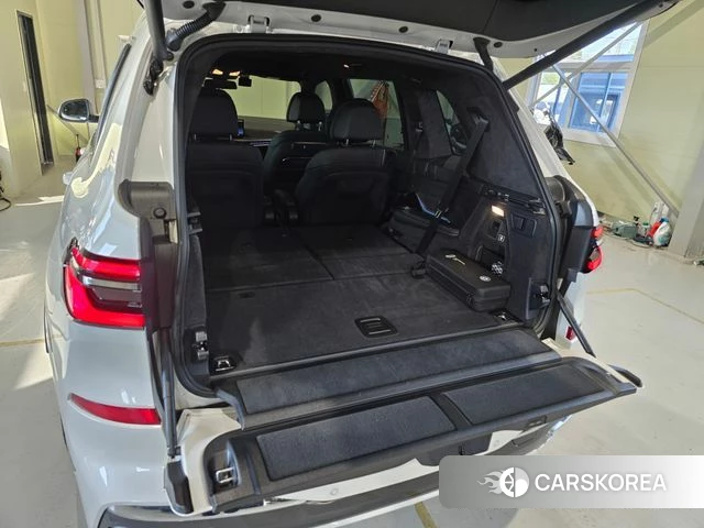 BMW X7 (G07) 2025 Белый из Кореи, фото 5