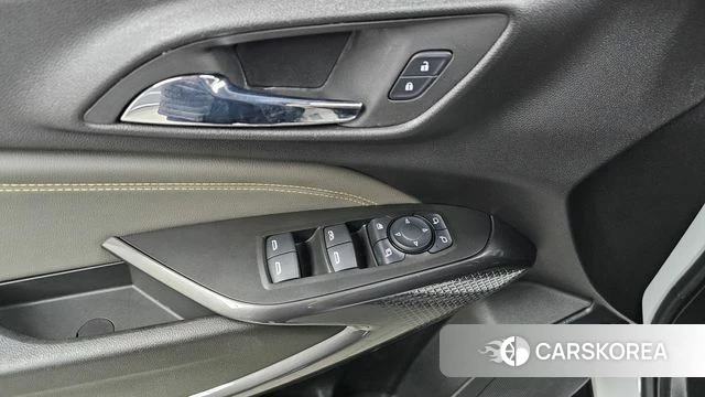 Chevrolet (GM Daewoo) Trax Crossover 2023 Белый из Кореи, фото 5