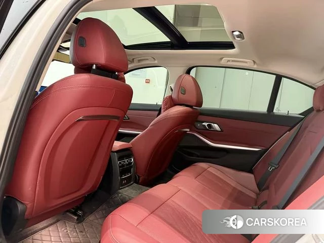BMW 3 series 2024 Белый из Китая, фото 5