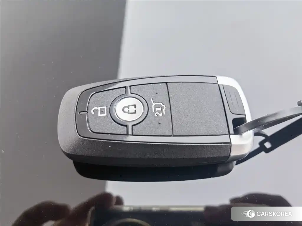 Ford Explorer 2022 Черный из Китая, фото 5