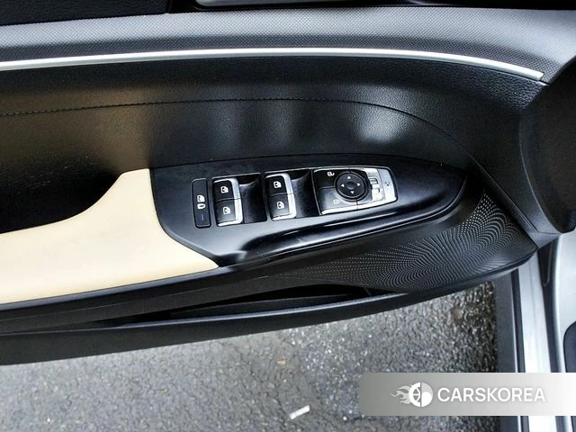 Kia K5 3rd generation 2022 Серебристо-серый из Кореи, фото 5