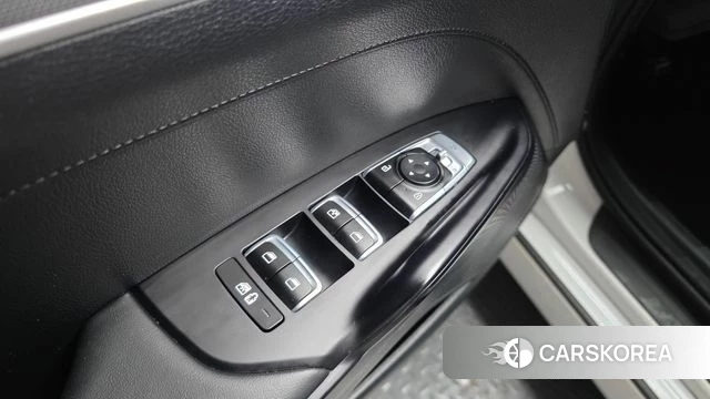 Kia K5 3rd generation 2023 Белый из Кореи, фото 5