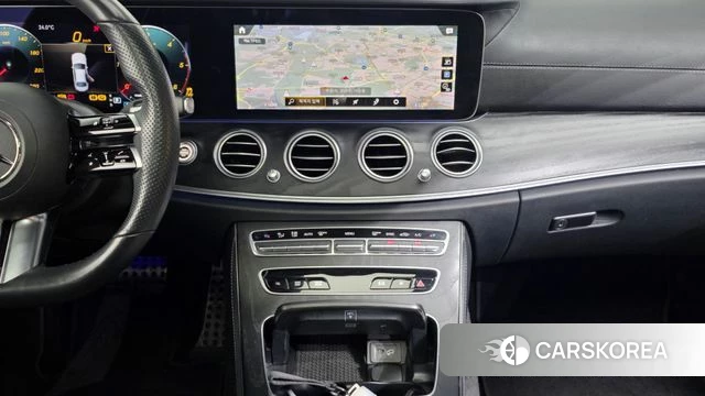 Mercedes-Benz E-Class W213 2022 Белый из Кореи, фото 5