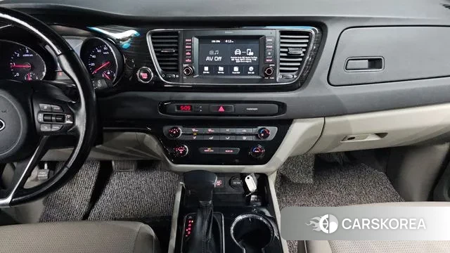 Kia The New Carnival 2019 Черный из Кореи, фото 5