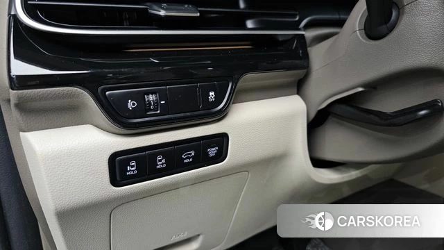 Kia The New Carnival 4th Generation 2025 Серый из Кореи, фото 5