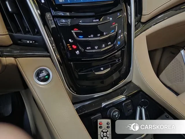 Cadillac Escalade 2019 Черный из Кореи, фото 5