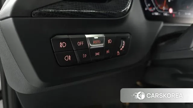 BMW 1 Series (F40) 2023 Белый из Кореи, фото 5