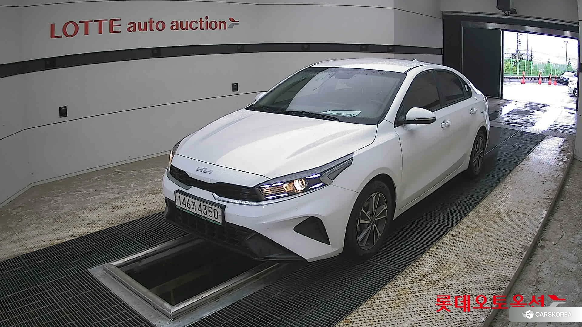 Kia K3 2022 Белый из Кореи, фото 5
