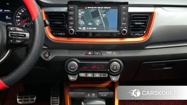 Kia Stonic 2018 Красный из Кореи, фото 5