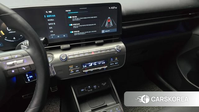 Hyundai Kona (SX2) 2023 Серебристо-серый из Кореи, фото 5