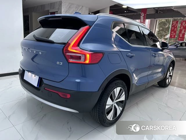 Volvo XC40 2023 Синий из Китая, фото 5