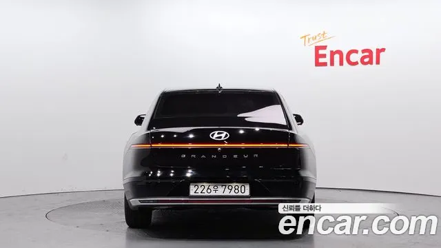 Hyundai Grandeur Hybrid (GN7) id 2637265 из Кореи 5