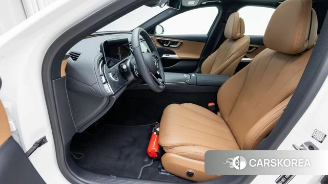 Mercedes-Benz E-Class W214 2025 Белый из Кореи, фото 5
