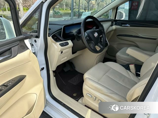 Buick GL8 2024 Белый из Китая, фото 5