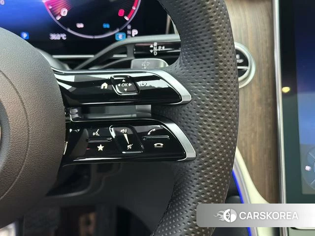Mercedes-Benz GLC 2024 Черный из Китая, фото 5