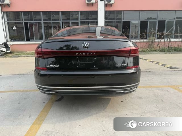 Volkswagen Passat 2025 Черный из Китая, фото 5