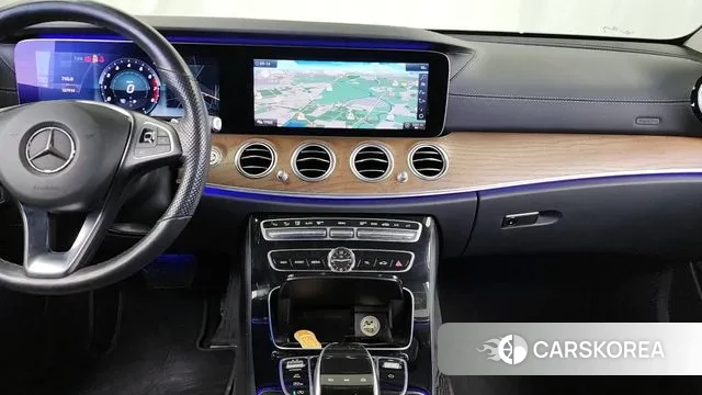 Mercedes-Benz E-Class W213 2018 Черный из Кореи, фото 5