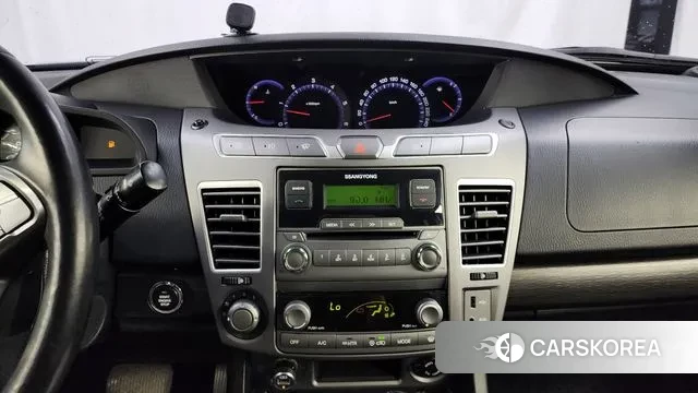 Ssangyong Korando Turismo 2018 Черный из Кореи, фото 5