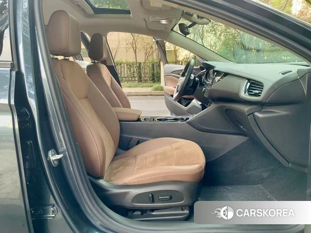 Buick Regal 2021 Темно-серый из Китая, фото 5
