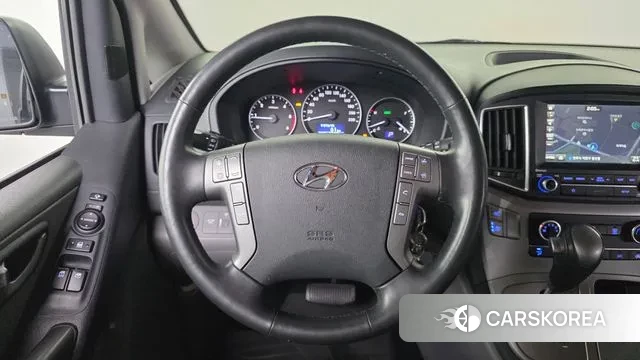 Hyundai The New Grand Starex 2018 Черный из Кореи, фото 5