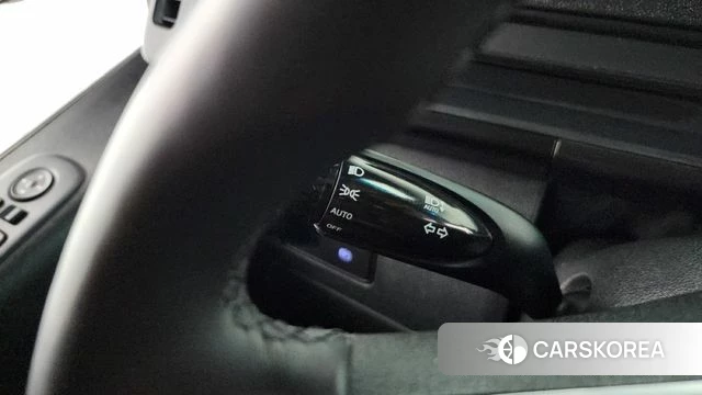 Hyundai Staria 2023 Белый из Кореи, фото 5