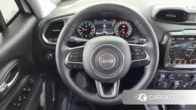 Jeep Renegade 2022 Белый из Кореи, фото 5