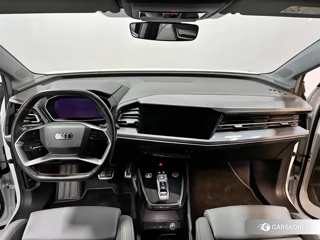 Audi Q4 2024 Белый из Китая, фото 5