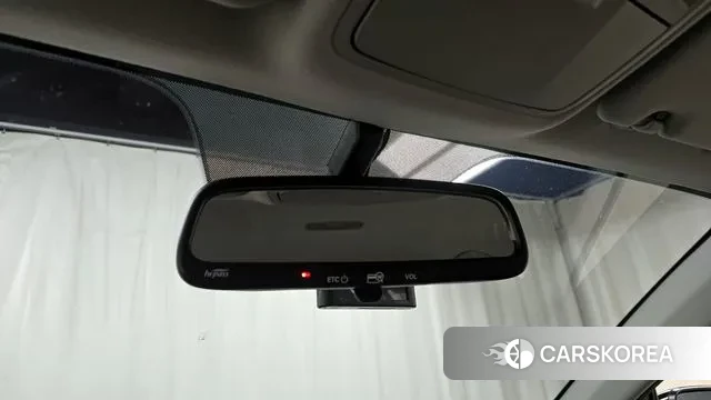 Kia Stonic 2018 Белый из Кореи, фото 5