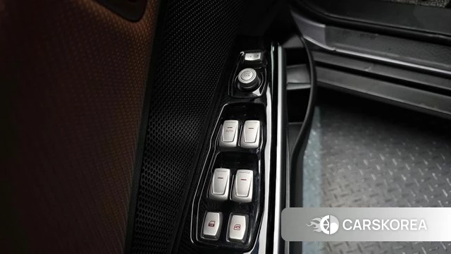 Ssangyong Tivoli Armor 2019 Серый из Кореи, фото 5