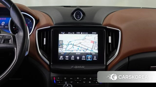 Maserati Ghibli 2020 Белый из Кореи, фото 5