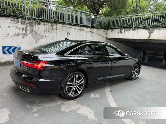 Audi A6L 2022 Черный из Китая, фото 5