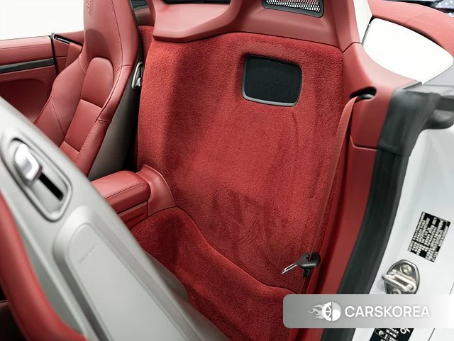 Porsche 718 Boxster 2023 Белый из Кореи, фото 5