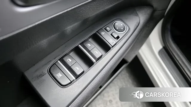 Kia The New K3 2nd generation 2021 Белый из Кореи, фото 5