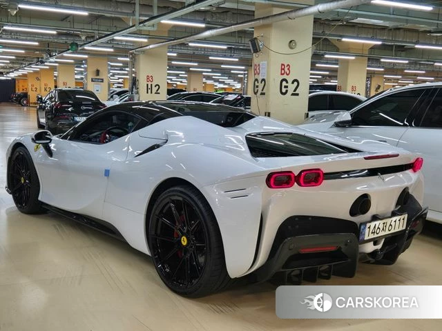 Ferrari SF90 Spider 2023 Белый из Кореи, фото 5