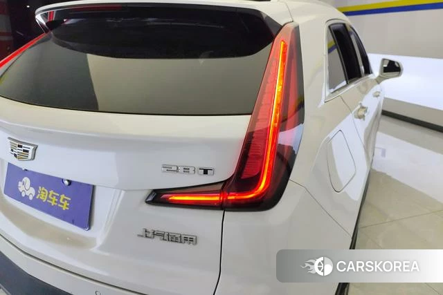 Cadillac XT4 2021 Белый из Китая, фото 5