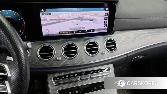 Mercedes-Benz E-Class W213 2023 Серый из Кореи, фото 5