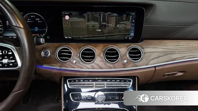 Mercedes-Benz E-Class W213 2020 Белый из Кореи, фото 5