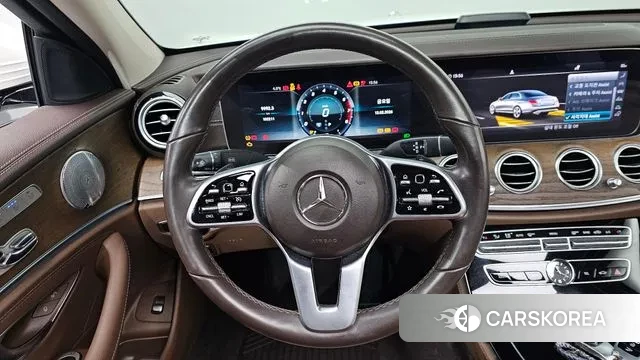 Mercedes-Benz E-Class W213 2018 Белый из Кореи, фото 5