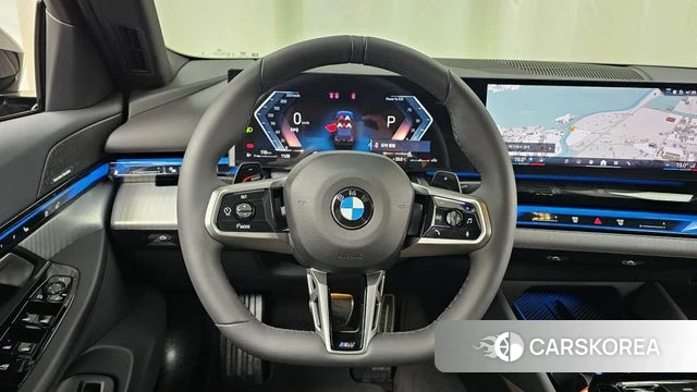 BMW 5 Series (G60) 2026 Черный из Кореи, фото 5