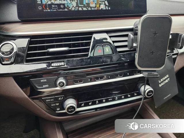 BMW 5 Series (G30) 2018 Черный из Кореи, фото 5