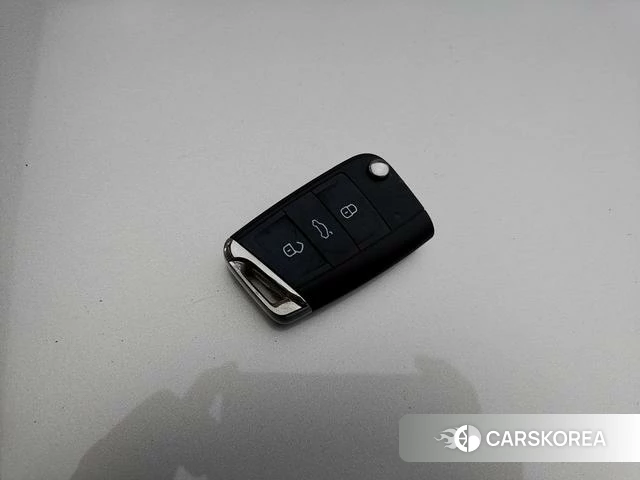 Volkswagen Tiguan L 2019 Серебристо-серый из Китая, фото 5